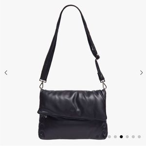 Hammitt NEW NEVER USED puffy VIP LRG oversized crossbody clutch - BLACK 💕
